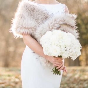 Elegant Faux Fur Shawl in Cream and Brown